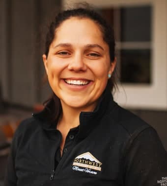 Dr. Claire Tungseth Dr. Claire Tungseth